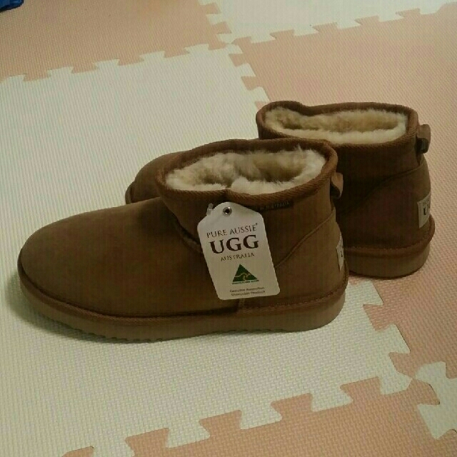 UGG(アグ)の『バニー様専用』オーストラリア製　UGG　ウルトラミニ　チェスナット　US8 レディースの靴/シューズ(ブーツ)の商品写真