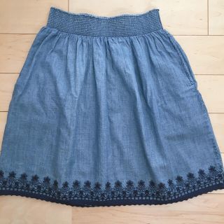 ザラ(ZARA)のZARA スカート♡ 膝丈スカート　デニム　自粛入り♡(ひざ丈スカート)