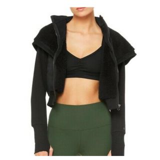 alo yoga jacket black ヨガウェア　ボアジャケット(ヨガ)