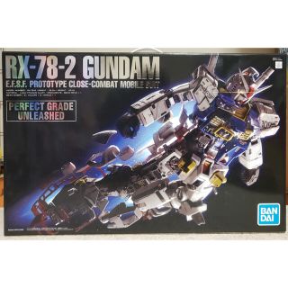 バンダイ(BANDAI)のPG UNLEASHED 機動戦士ガンダム RX-78-2 1/60スケール(模型/プラモデル)