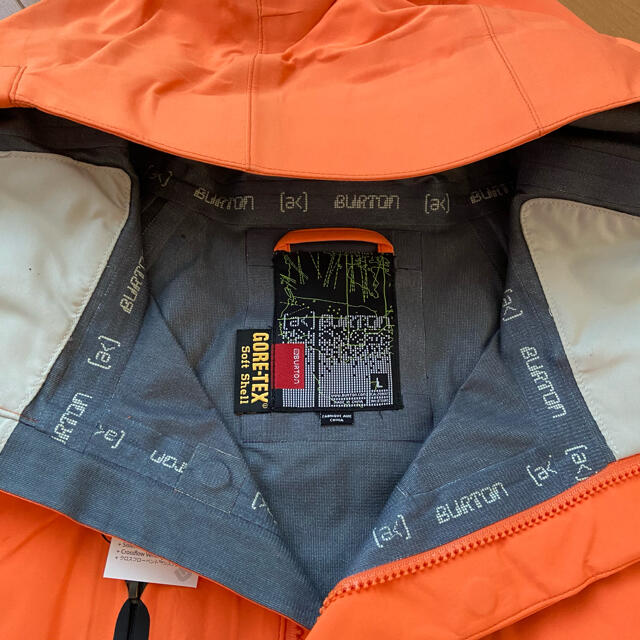 BURTON(バートン)の新品 ak GORE-TEX 3層 ジャケット Lサイズ スポーツ/アウトドアのスノーボード(ウエア/装備)の商品写真