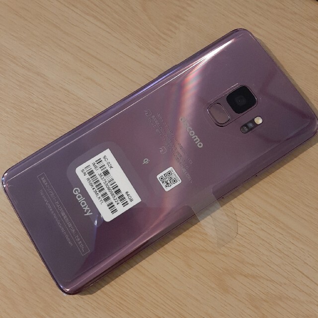 SAMSUNG(サムスン)のほぼ新品☆Galaxy S9 Lilac Purple　64 GB docomo スマホ/家電/カメラのスマートフォン/携帯電話(スマートフォン本体)の商品写真