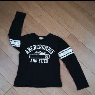 アバクロンビーアンドフィッチ(Abercrombie&Fitch)のロンＴ    abercrombie(Tシャツ(長袖/七分))