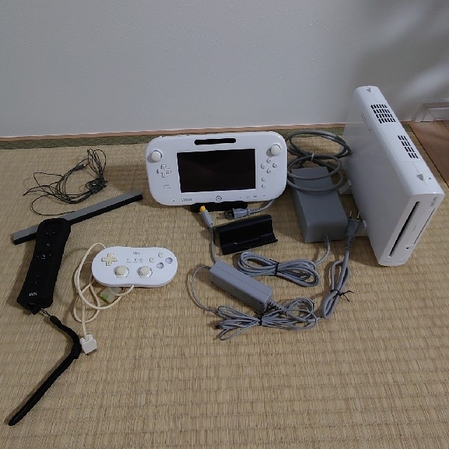 WiiU本体、パッド & Wiiリモコン、コントローラー、センサーバーセット