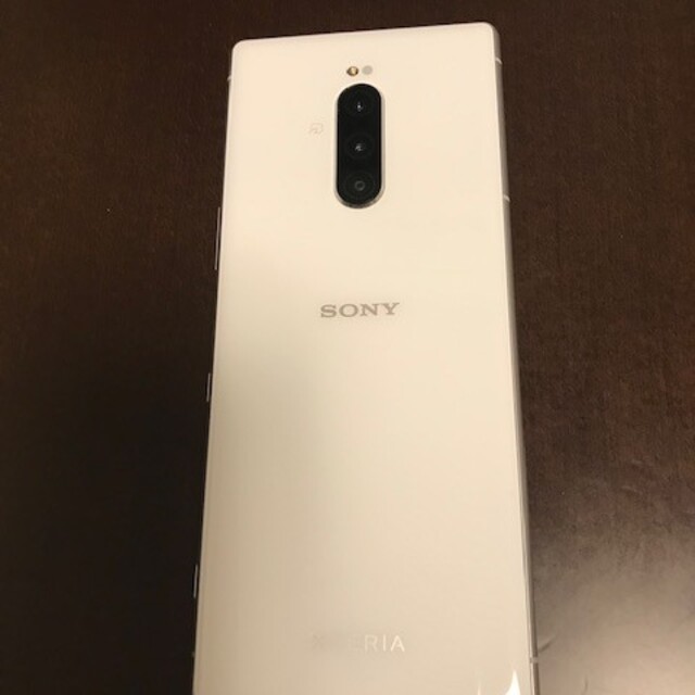 SONY XPERIA1 SOV40 ホワイト 1