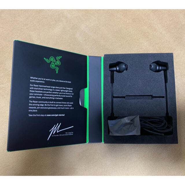 LAZER(レイザー)のRAZER Hammerhead Duo ゲーミングイヤホン スマホ/家電/カメラのオーディオ機器(ヘッドフォン/イヤフォン)の商品写真