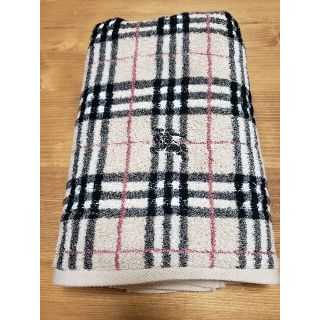 バーバリー(BURBERRY)の新品未使用品☆BURBERRY バスタオル(タオル/バス用品)