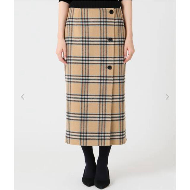 IENA(イエナ)のIENA Wフェイスリバーシブルミッドカーフスカート　ベージュ レディースのスカート(ひざ丈スカート)の商品写真
