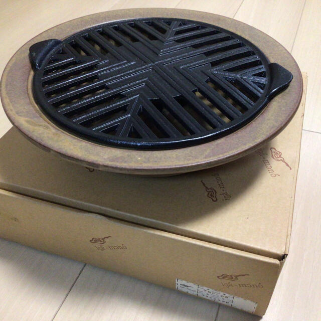 【値下げ】長谷製陶　伊賀焼　透かし彫り鉄板　焼肉コンロ　新品未使用
