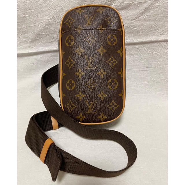 LOUIS VUITTON(ルイヴィトン)の【未使用品】ルイ・ヴィトン  ポシェットガンジュ　 レディースのバッグ(ボディバッグ/ウエストポーチ)の商品写真