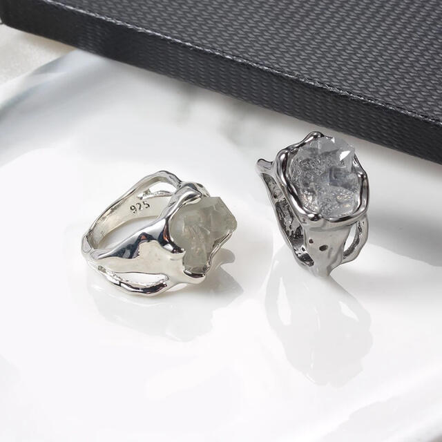 指輪　リング　石　シルバー　ブラック　silver ヴィンテージ メンズのアクセサリー(リング(指輪))の商品写真