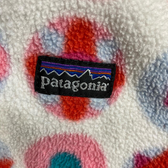 patagonia(パタゴニア)のPatagonia ベビー　フリース　パタゴニア　6M キッズ/ベビー/マタニティのベビー服(~85cm)(ジャケット/コート)の商品写真