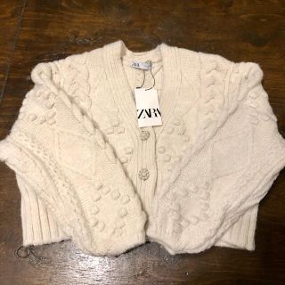 新品未使用タグ付き ZARA ビジューボタン付きニットカーディガン S