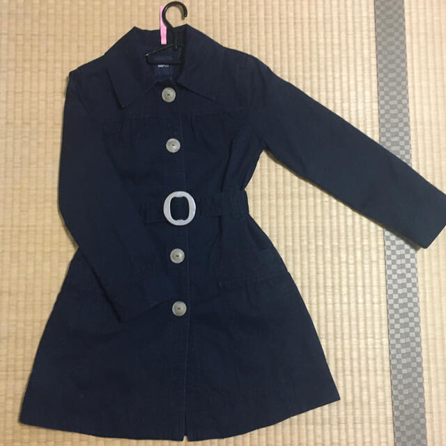 GAP Kids(ギャップキッズ)のトレンチコート キッズ/ベビー/マタニティのキッズ服女の子用(90cm~)(コート)の商品写真