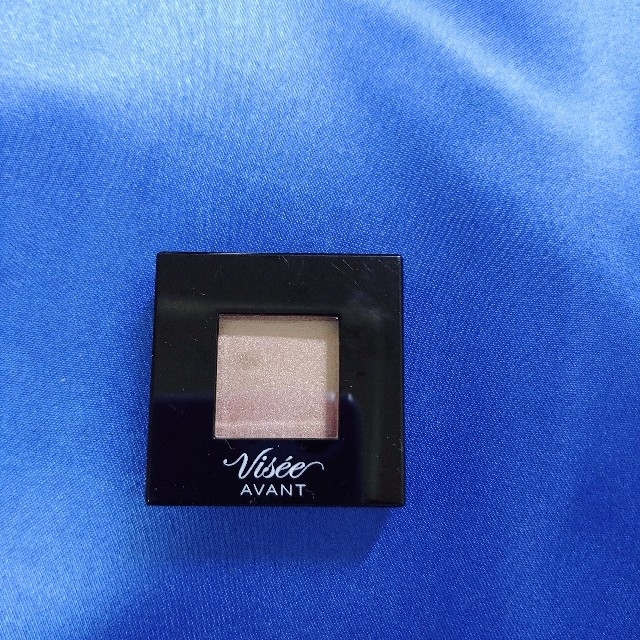 VISEE(ヴィセ)のヴィセ アヴァン シングルアイカラー クリーミィ 102 コスメ/美容のベースメイク/化粧品(アイシャドウ)の商品写真