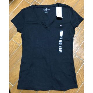 トミーヒルフィガー(TOMMY HILFIGER)の【新品】Tommy Hilfiger  VネックTシャツ(Tシャツ(半袖/袖なし))