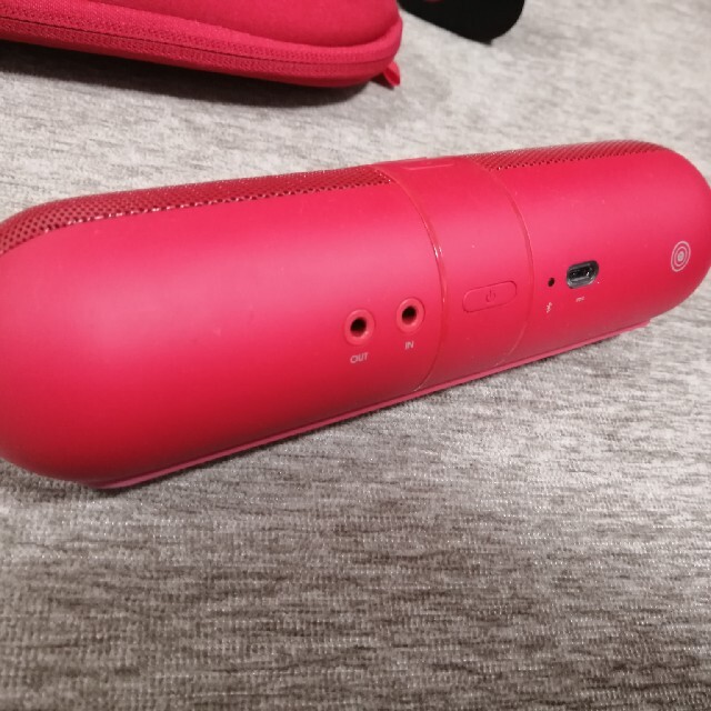 Beats by Dr Dre(ビーツバイドクタードレ)の★龍一様専用★beat spill 2.0 ポータブルスピーカー スマホ/家電/カメラのオーディオ機器(スピーカー)の商品写真