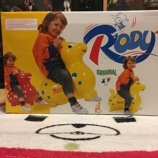 ロディ(Rody)のロディ　ベビーイエロー　新品、未使用品(ぬいぐるみ/人形)