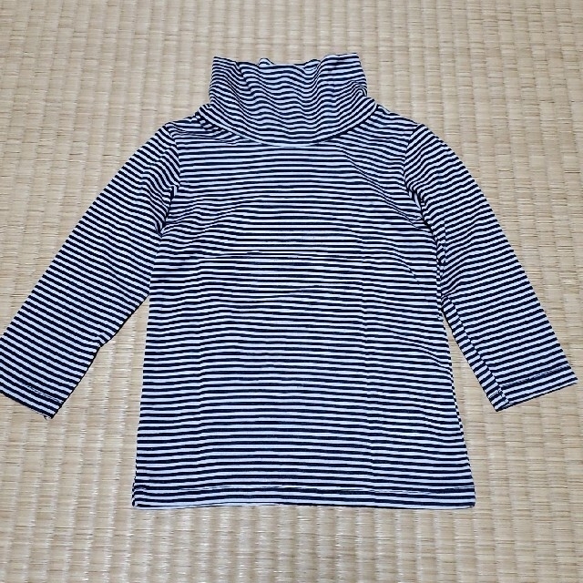 UNIQLO(ユニクロ)のチヒロ様専用　２着 キッズ/ベビー/マタニティのベビー服(~85cm)(シャツ/カットソー)の商品写真