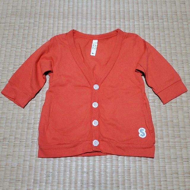 UNIQLO(ユニクロ)のチヒロ様専用　２着 キッズ/ベビー/マタニティのベビー服(~85cm)(シャツ/カットソー)の商品写真