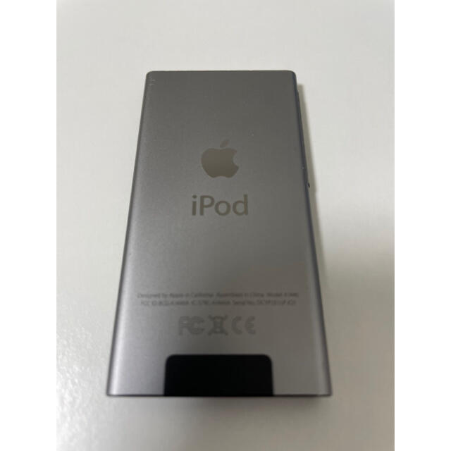 iPod(アイポッド)のiPod nano (第 7 世代 Mid 2015) スマホ/家電/カメラのオーディオ機器(ポータブルプレーヤー)の商品写真