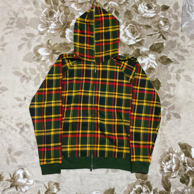 APE BAPE KAWS 伊勢丹　パーカー　チェック　総柄　camo m