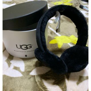 アグ(UGG)のugg ヘッドホン付きイヤホン(ヘッドフォン/イヤフォン)