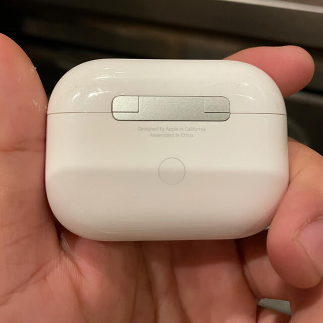 AirPods Pro 充電ケース Apple 3