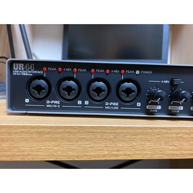 UR44 オーディオインターフェース CUBASE 何でも揃う www.gold-and-wood.com