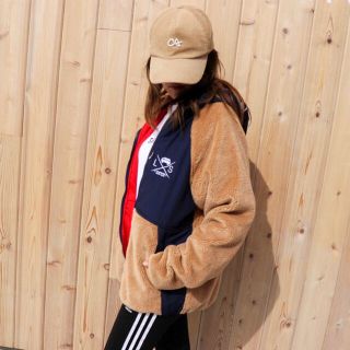 チャンピオン(Champion)のサーファーガールに☆LUSSO SURF フリースジャケット　Sサイズ☆RVCA(ブルゾン)