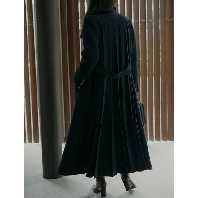 Ameri VINTAGE(アメリヴィンテージ)のAmeri VINTAGE UNDRESSED BACK PLEATS COAT レディースのジャケット/アウター(ロングコート)の商品写真