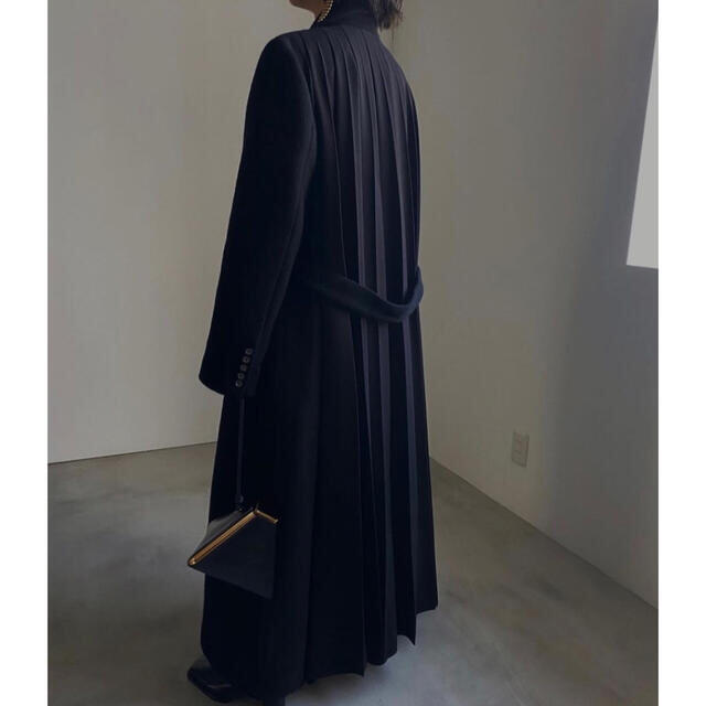 Ameri VINTAGE(アメリヴィンテージ)のAmeri VINTAGE UNDRESSED BACK PLEATS COAT レディースのジャケット/アウター(ロングコート)の商品写真