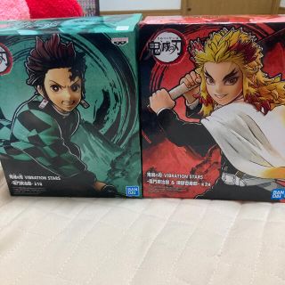 鬼滅の刃　竈門炭治郎と煉獄杏寿郎フィギュアセット(キャラクターグッズ)