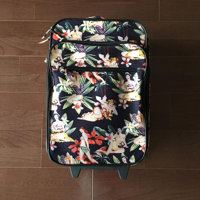 ANAP Latina(アナップラティーナ)のアロハ柄スーツケース レディースのバッグ(スーツケース/キャリーバッグ)の商品写真