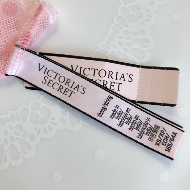 Victoria's Secret(ヴィクトリアズシークレット)のヴィクトリアシークレット♡ドット柄ピンクTバックショーツ♡ レディースの下着/アンダーウェア(ショーツ)の商品写真