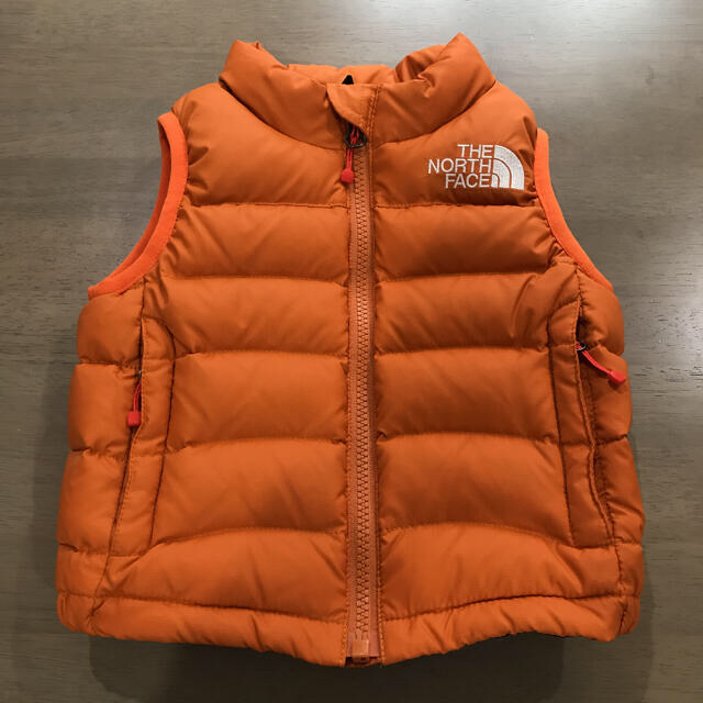 THE NORTH FACE(ザノースフェイス)のm様 美品☆ノースフェイス ダウンベスト 80 キッズ/ベビー/マタニティのベビー服(~85cm)(ジャケット/コート)の商品写真