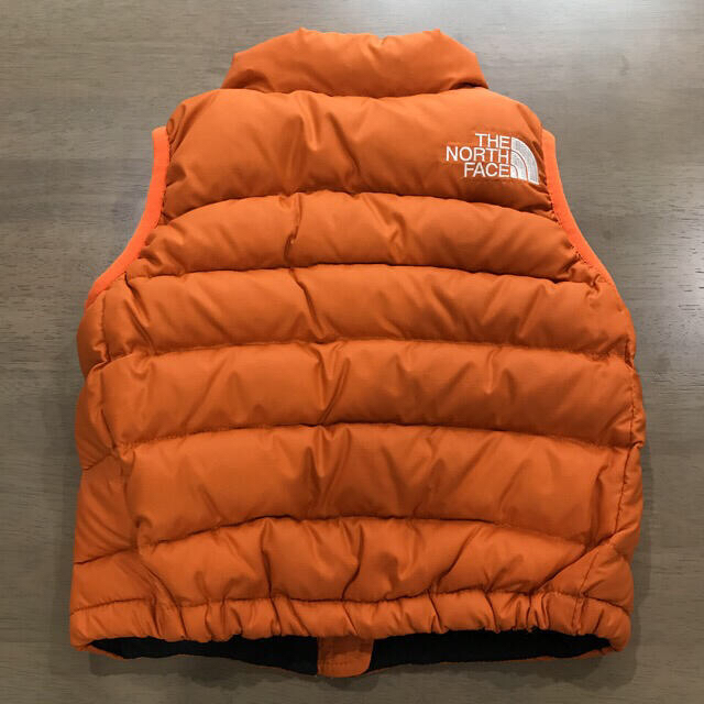 THE NORTH FACE(ザノースフェイス)のm様 美品☆ノースフェイス ダウンベスト 80 キッズ/ベビー/マタニティのベビー服(~85cm)(ジャケット/コート)の商品写真