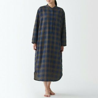 ムジルシリョウヒン(MUJI (無印良品))の《新品》 無印良品 インド綿 二重ガーゼクルタ／Ｓ～Ｍ／ ブラウン×柄(パジャマ)