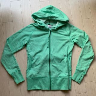 パタゴニア(patagonia)のパタゴニア　パーカー　ジップアップ　XSサイズ(パーカー)