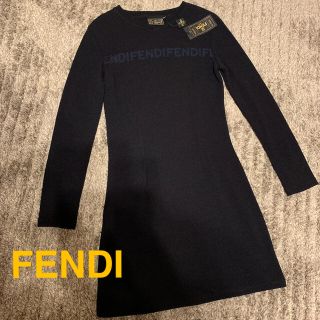 フェンディ(FENDI)の【新品】FENDI ロゴワンピース  (ひざ丈ワンピース)