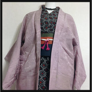 着物 羽織り 藤色 パープルピンク系 和服 和柄の通販 by 163's shop ...