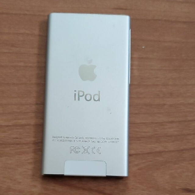 Apple(アップル)のiPod モデルMD480J スマホ/家電/カメラのオーディオ機器(ポータブルプレーヤー)の商品写真