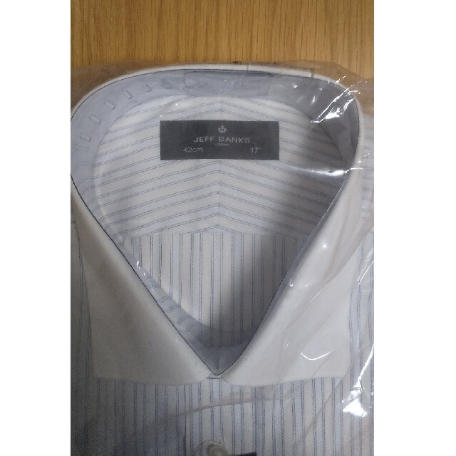 新品 タグ付き JEFF BANKS  半袖ワイシャツ  42 メンズのトップス(シャツ)の商品写真