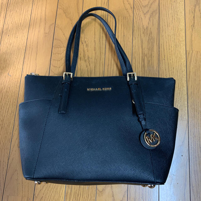 Michael Kors(マイケルコース)のMICHAEL KORSバッグ レディースのバッグ(トートバッグ)の商品写真