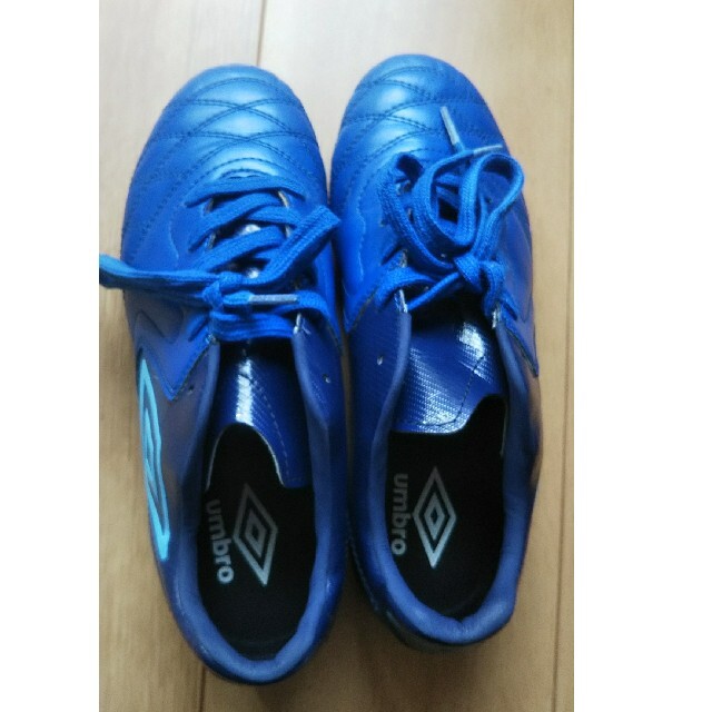 umbro acrct 23センチ サッカートレーニングシューズ アンブロ トレーニングシューズ 22㎝