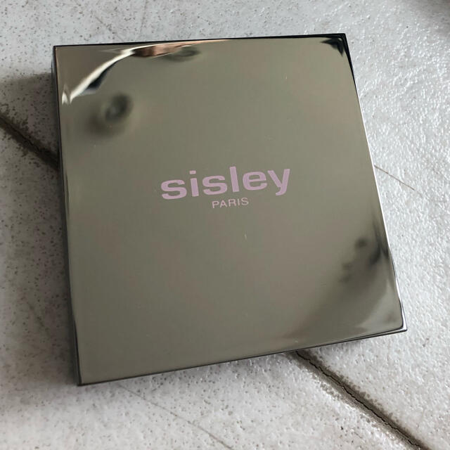 Sisley(シスレー)のSisley シスレー ブラァ エキスパート　新品半額以下な コスメ/美容のベースメイク/化粧品(フェイスパウダー)の商品写真