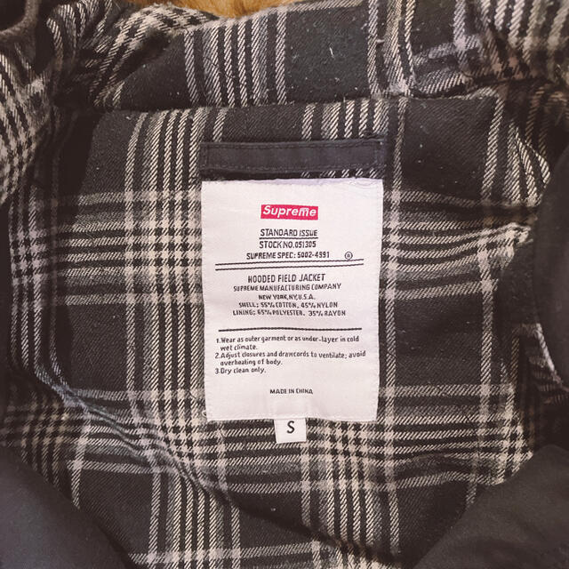 Supreme(シュプリーム)のSupreme Hooded Field Jacket ブラック S【中古】 メンズのジャケット/アウター(ミリタリージャケット)の商品写真