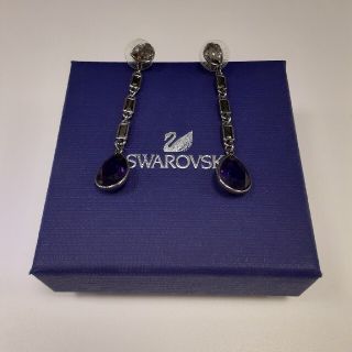 スワロフスキー(SWAROVSKI)のスワロフスキー　ピアス(ピアス)