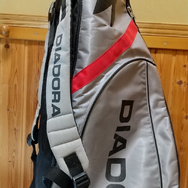 DIADORA(ディアドラ)の最終値引 DIADORA ディアドラ テニス ラケット バッグ スポーツ/アウトドアのテニス(バッグ)の商品写真