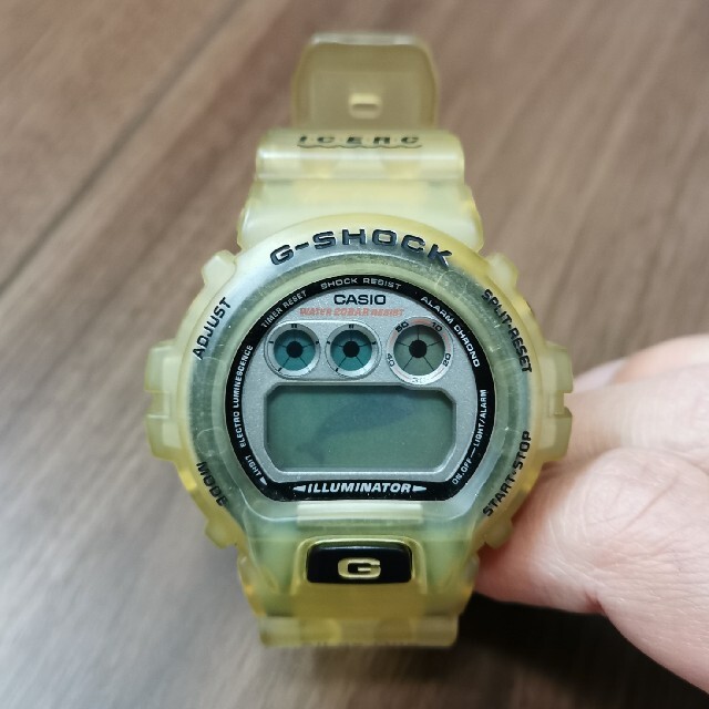 G-SHOCK 96年イルカクジラモデル